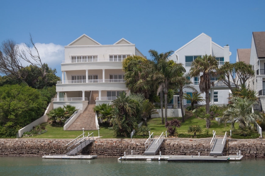 5 Bedroom Property for Sale in Royal Alfred Marina Eastern Cape